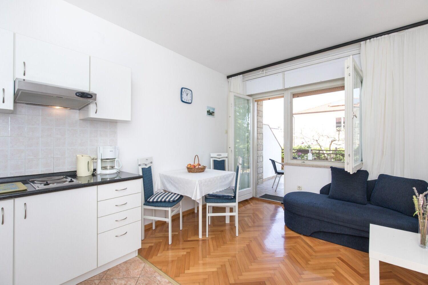 Apartments Kate - 100 M From Beach Malinska Eksteriør bilde