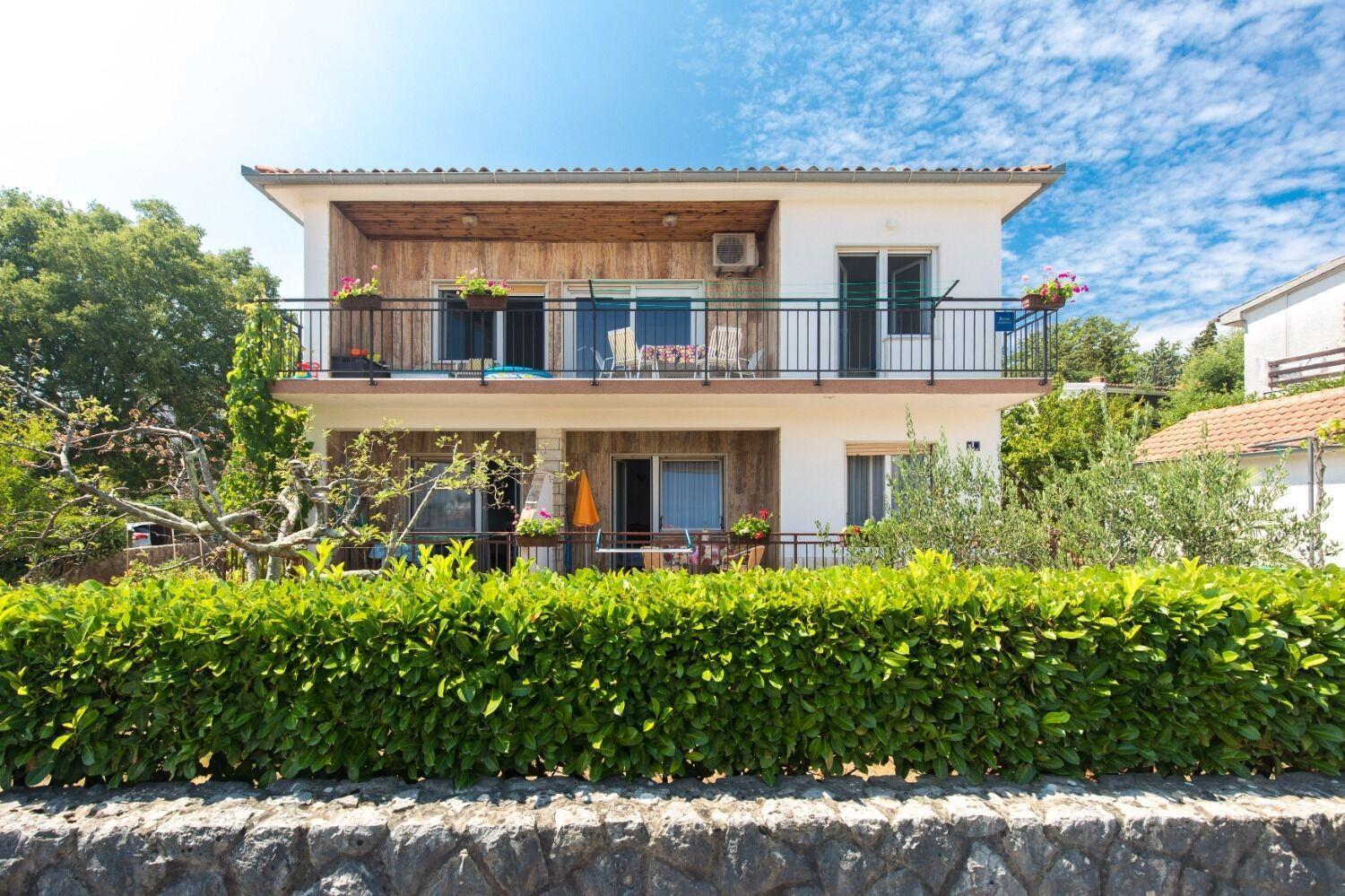 Apartments Kate - 100 M From Beach Malinska Eksteriør bilde